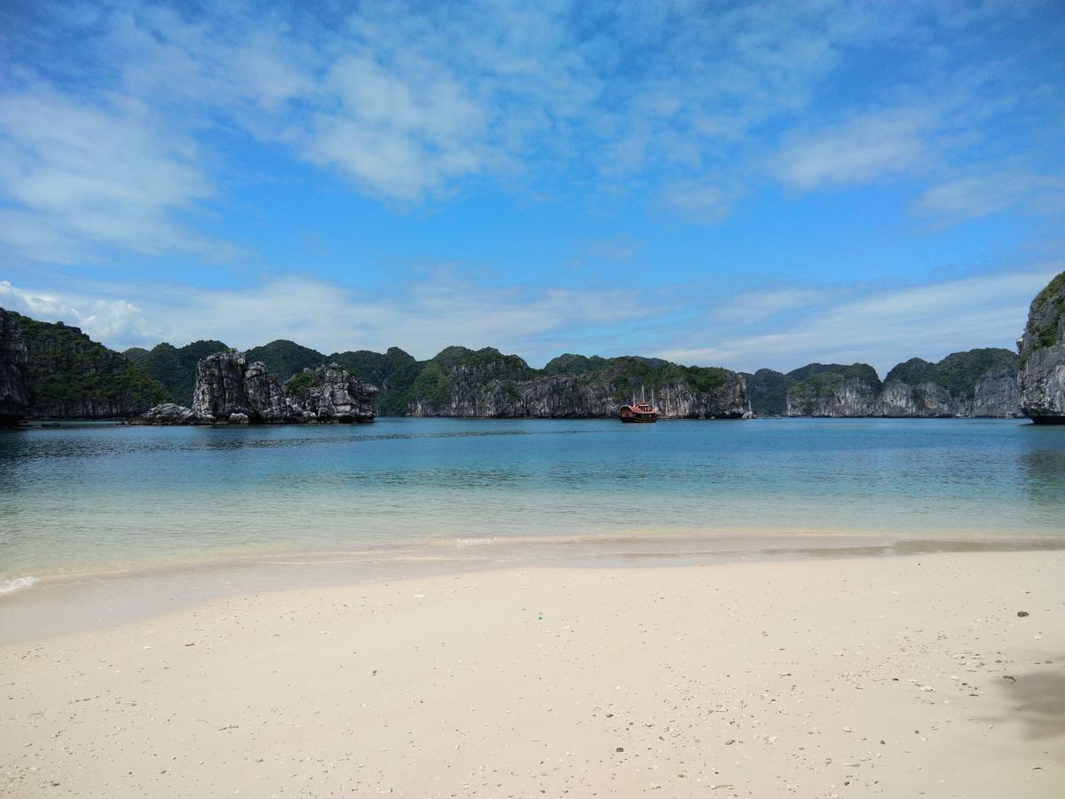 Anh Thuan Hotel 1 Cat Ba Island Luaran gambar