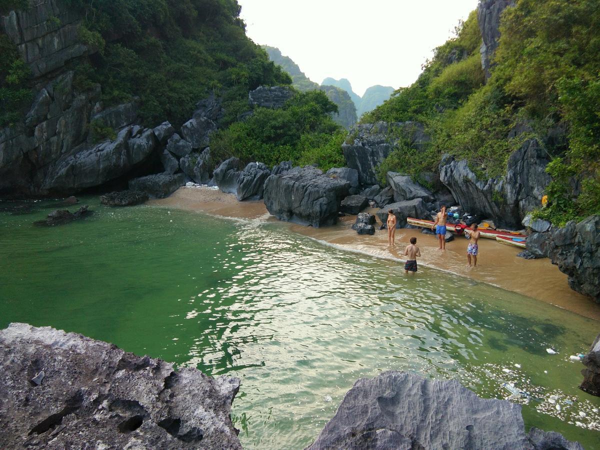 Anh Thuan Hotel 1 Cat Ba Island Luaran gambar