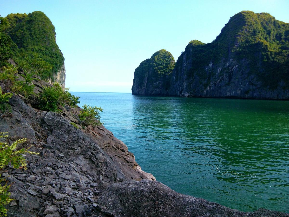 Anh Thuan Hotel 1 Cat Ba Island Luaran gambar